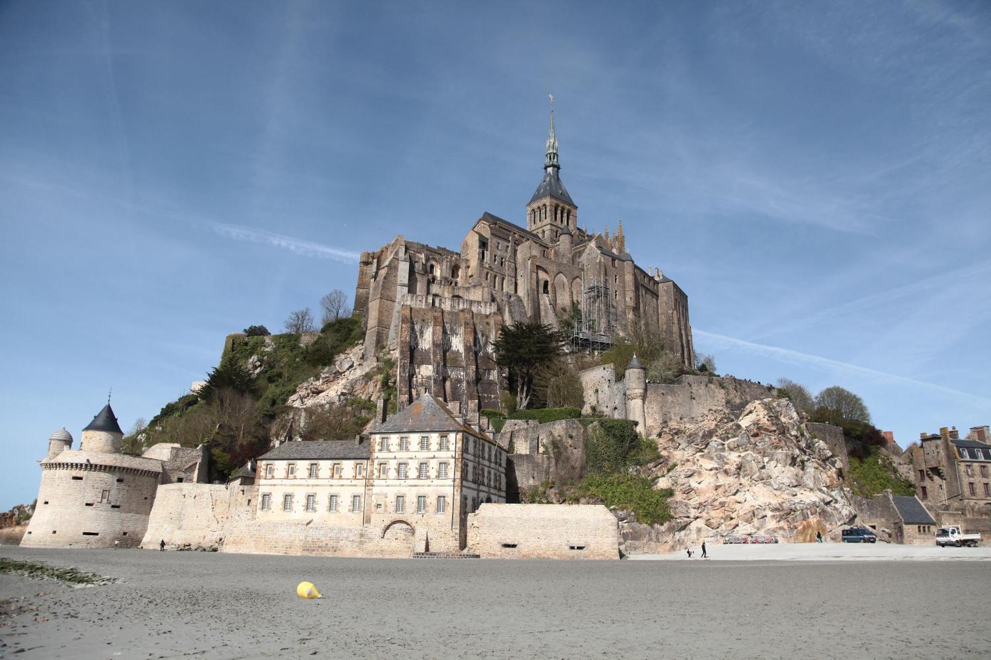 The Originals Boutique, Hotel Le Lion D'Or, Fougeres Ouest Maen Roch ภายนอก รูปภาพ